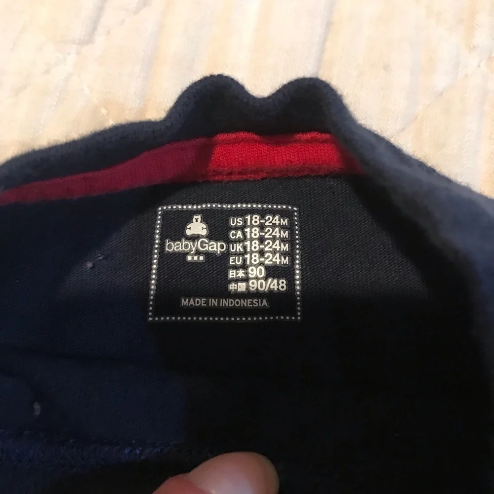 ⛄️ baby GAP Long Sleeve Tee